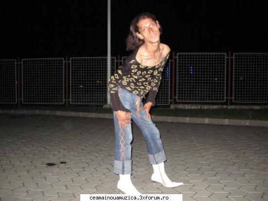 you know what - adriana - Muzica Noua(albume,melodii) EXCLUSIVE